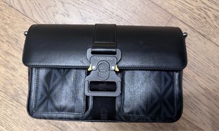 （分類：）位於 。 由 wongzero 提交（商品編號 1240578466，圖片 1）。簡介： 。