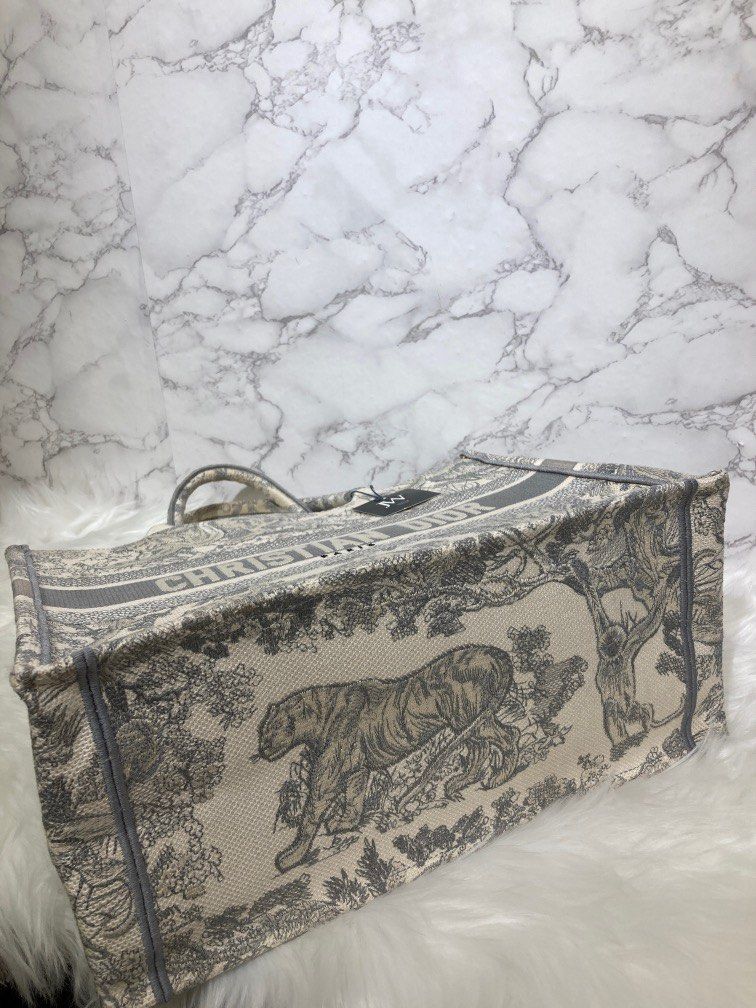 Mini Dior Book Tote Phone Bag White and Black Toile de Jouy Voyage  Embroidery (13 x 18 x 5 cm)