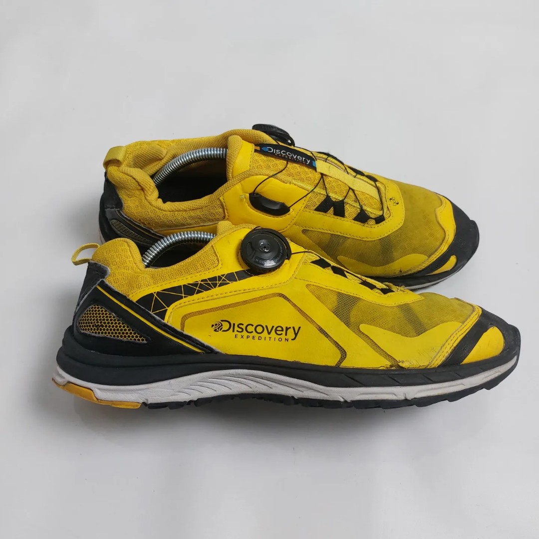 Discovery Shoes on Carousell