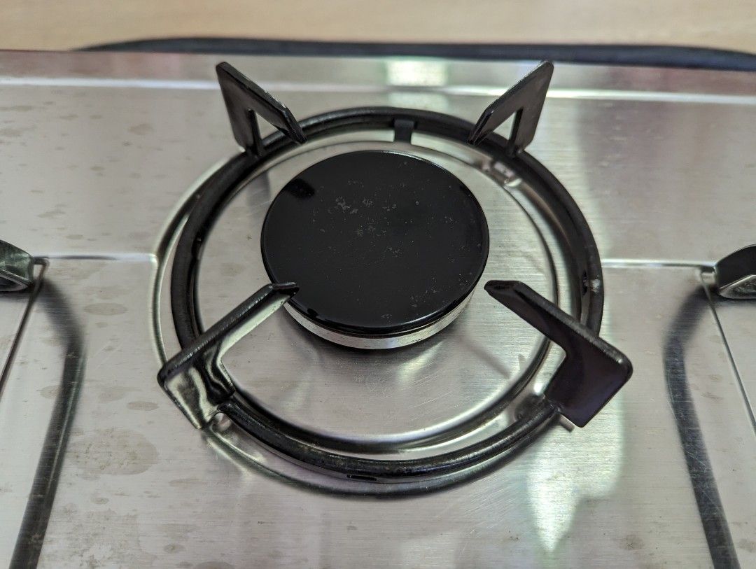 Electrolux Builtin Gas Hob (EHT7332XP), TV & Home Appliances, Kitchen