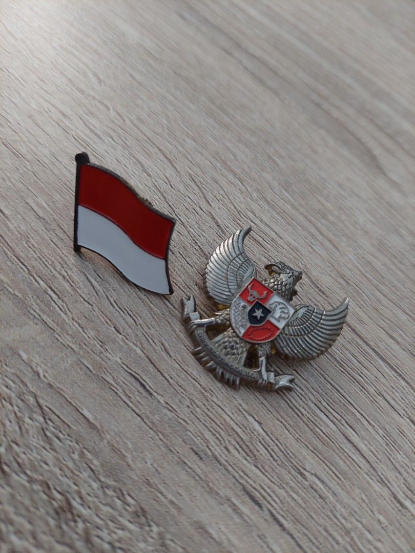 Enamel Pin bendera indonesia garuda pancasila on Carousell