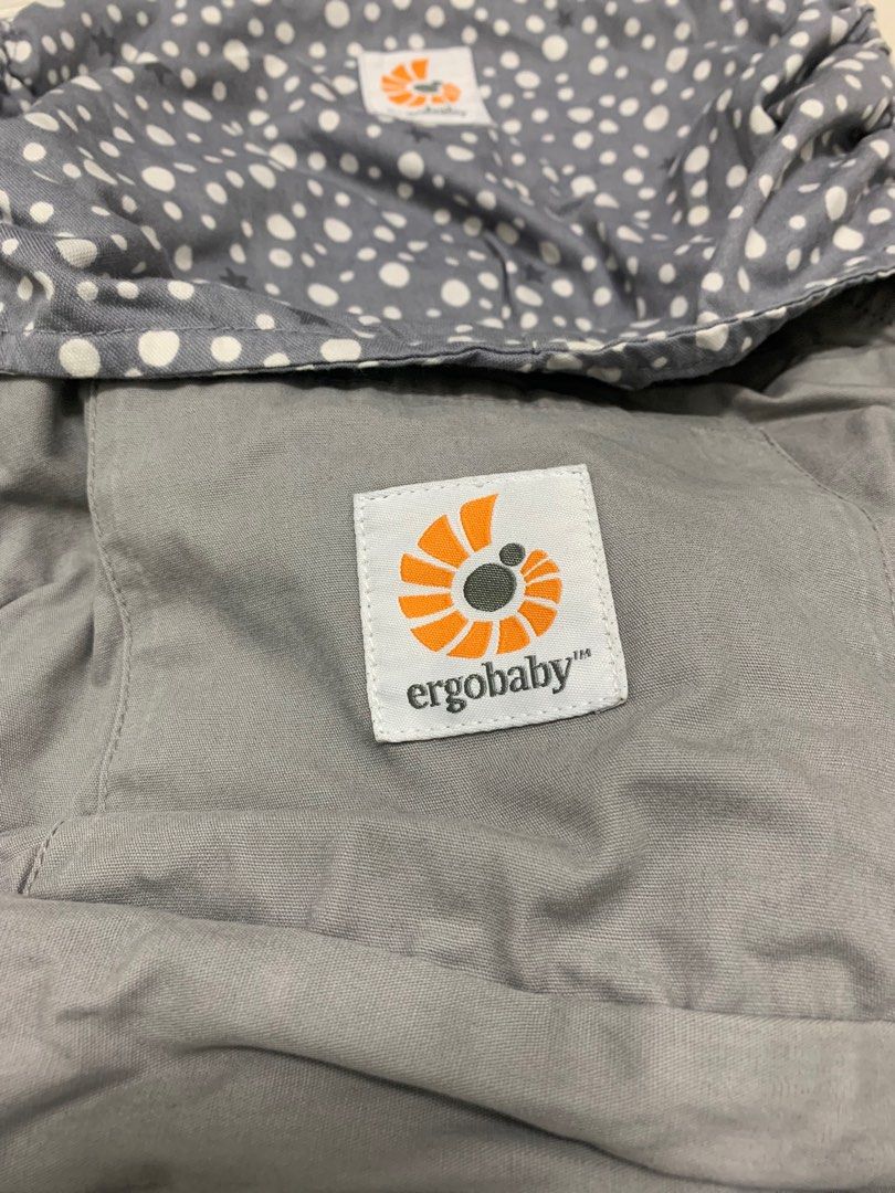 Fake ergobaby clearance