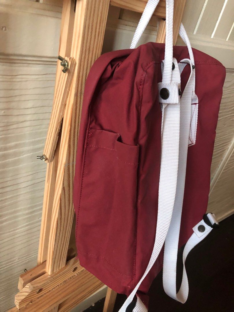 Maroon on sale kanken bag