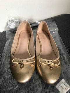 Flat Shoes Gold