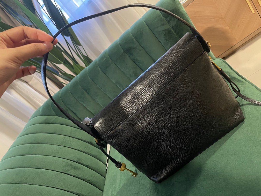 Fossil Maya Slingbag