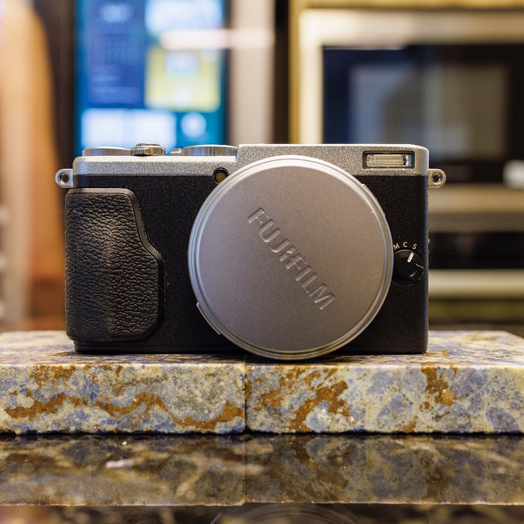Fujifilm X70, Photography, Cameras on Carousell