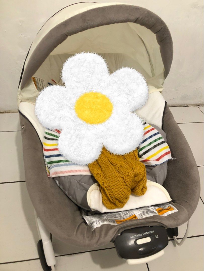 Graco Pack n Play Snuggle Suite LX on Carousell