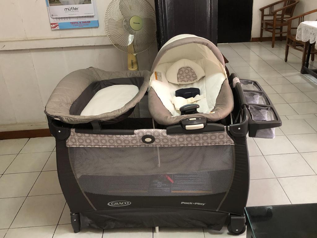 Graco Pack n Play Snuggle Suite LX on Carousell
