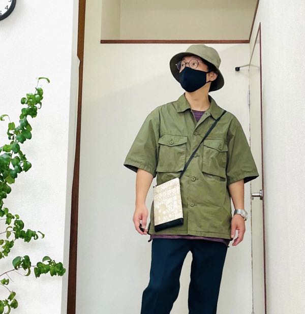 GU Utility Olive Button Up shirt, Men's Fashion, Activewear on Carousell