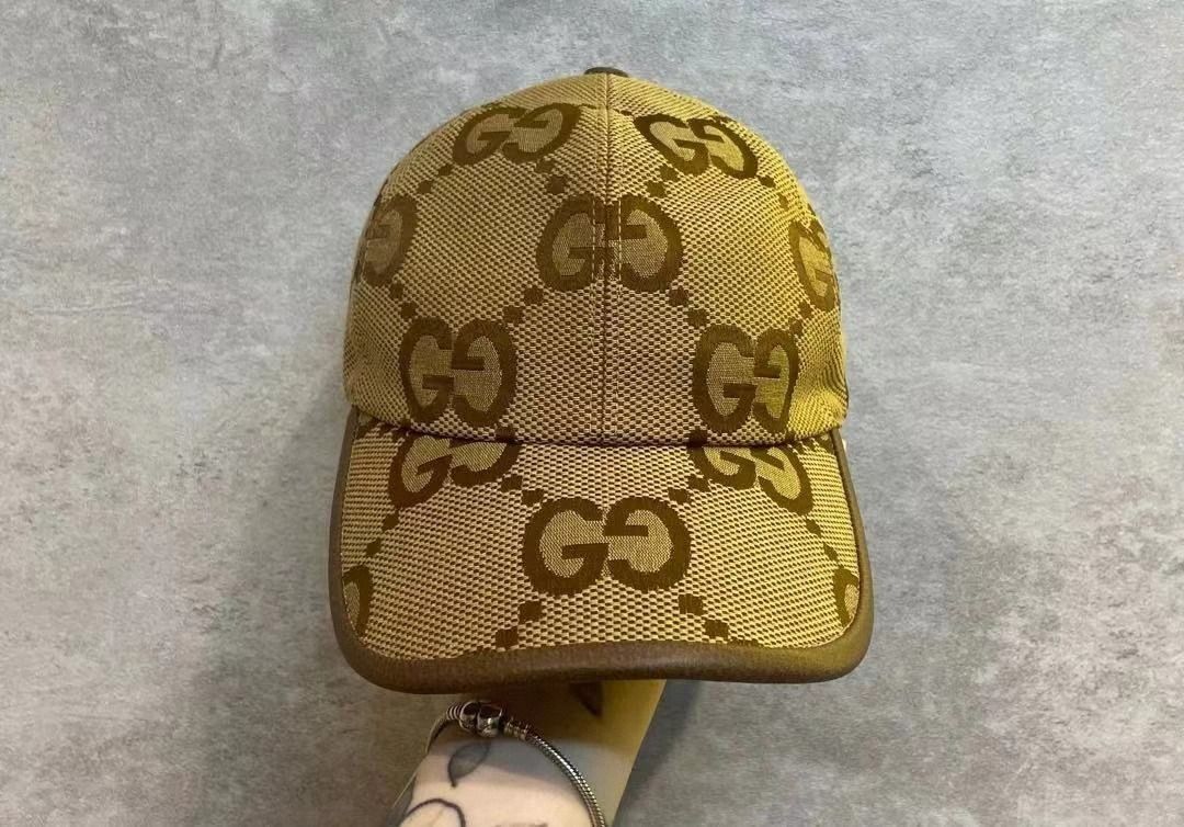 Gucci big brown logo Baseball cap
