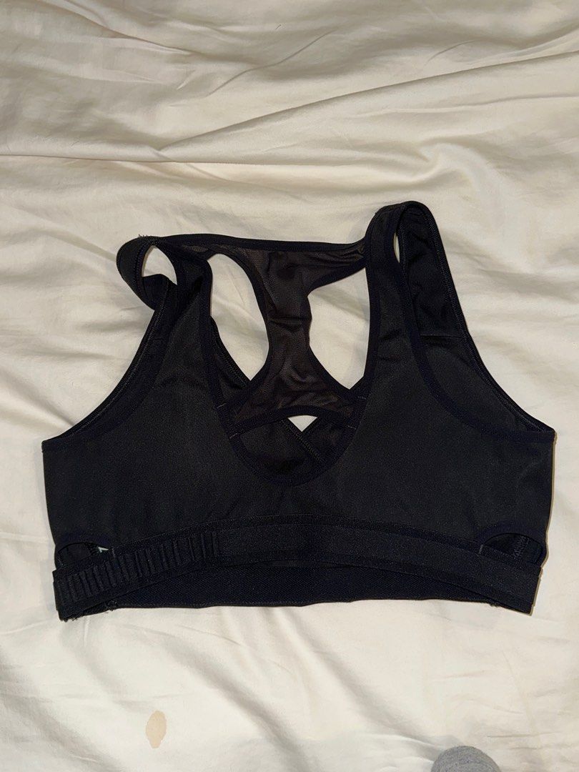 Gymshark Chalk Sports Bra Black, Women's Fashion, Activewear on Carousell