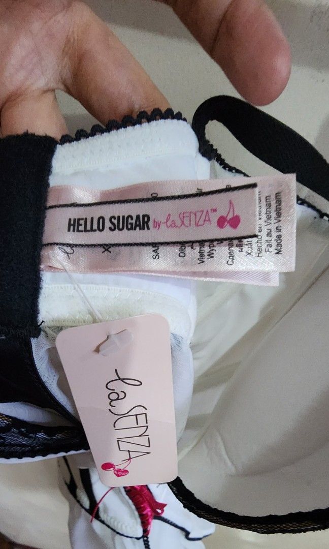 Hello Sugar Bombshell bra nighties (Category: Undergarments & Loungewear) located in Caloocan City. Submitted by val02 (Listing ID 1240503344, Image 3). Description: Brand new Hello sugar, bombshell bra XS-Semi med size, bought in store.