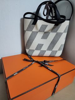 Hermes Cabas H En Biais Canvas / Swift Leather Trim 40 Tote Bag