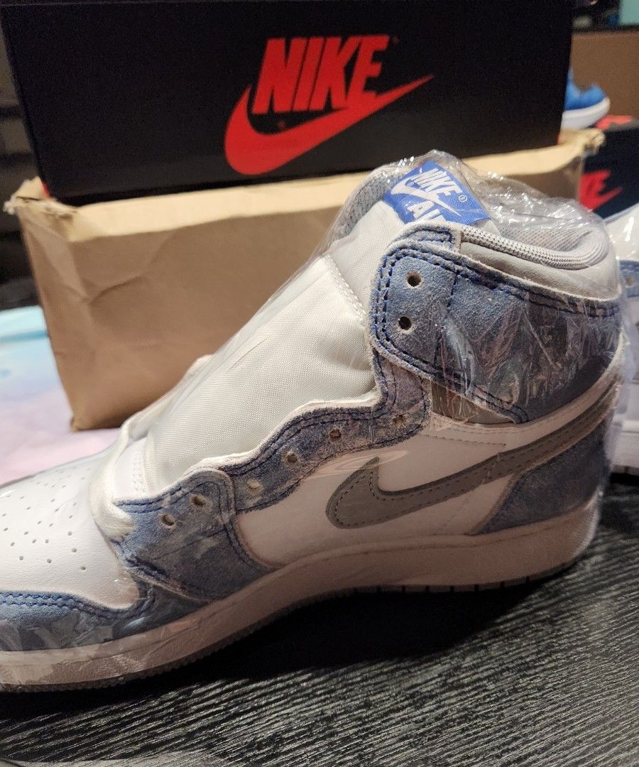 aj1 hyper royal smoke grey