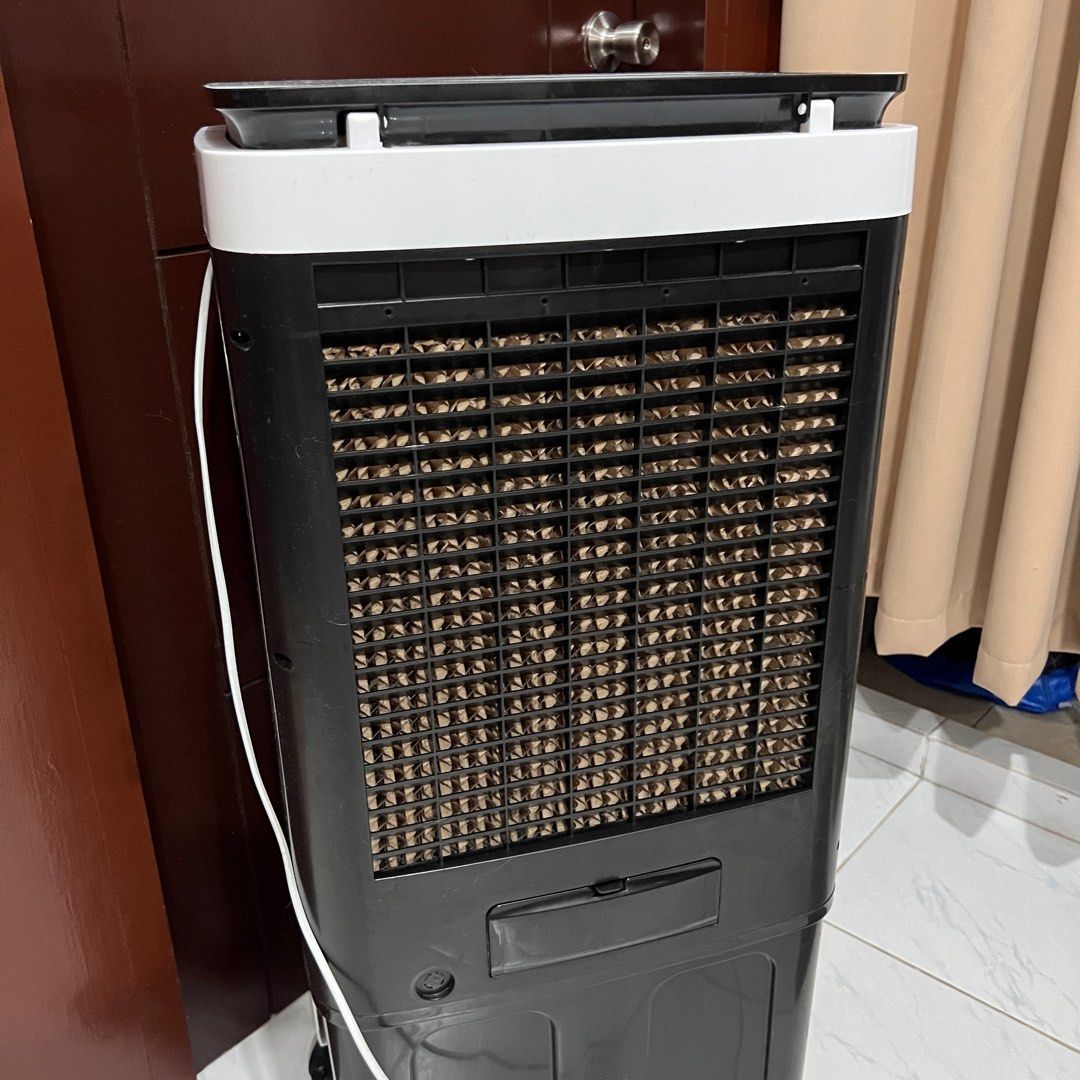 Iwata X100R Air Cooler 35 Liters, Furniture & Home Living, Lighting