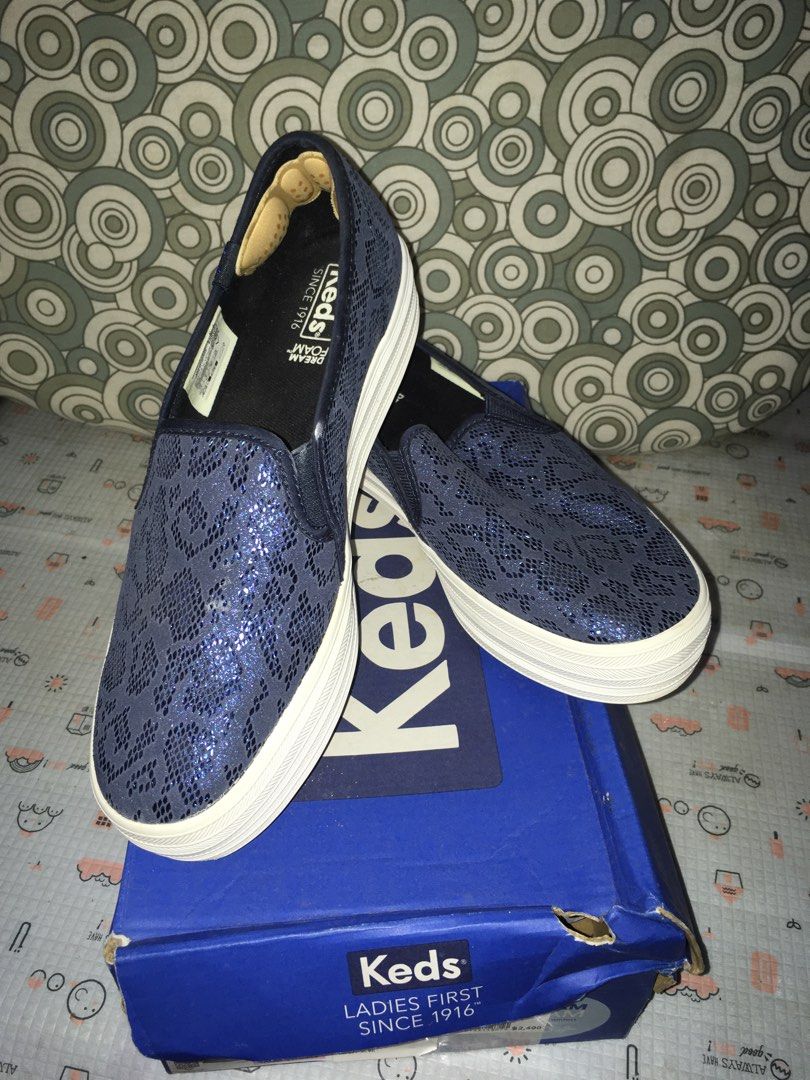 navy blue keds women's