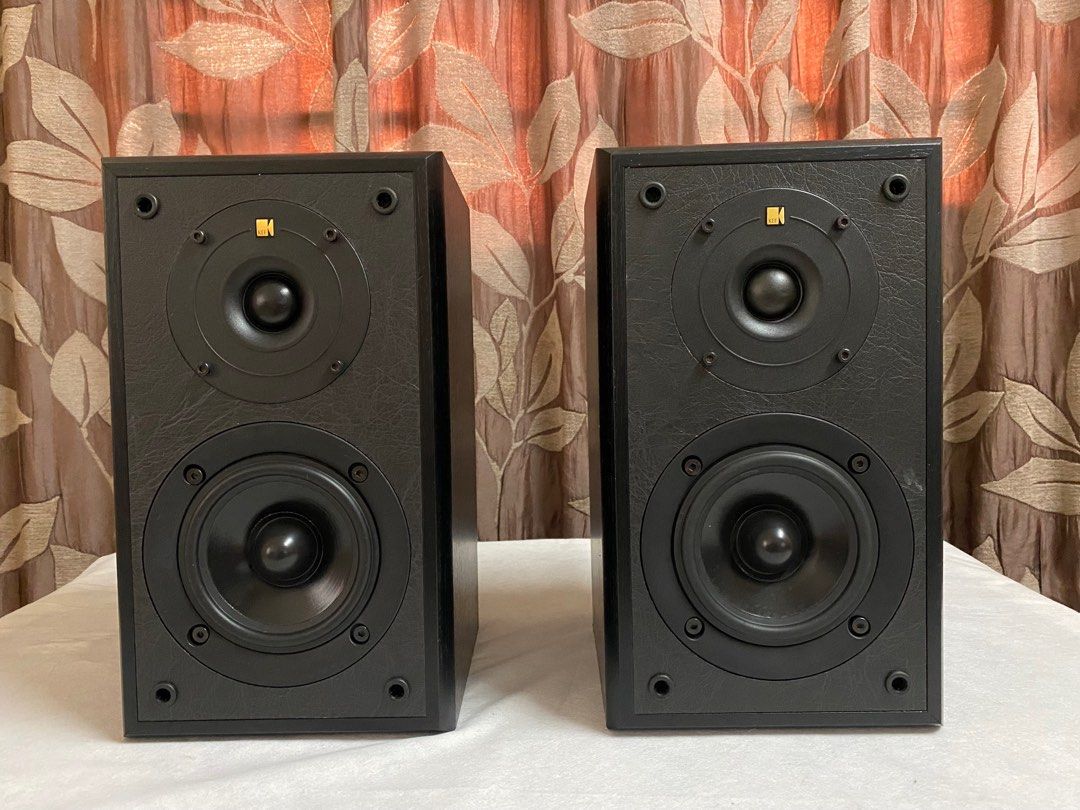 KEF Cresta 1 Bookshelf Speakers