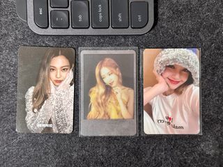 BLACKPINK KTL IN YOUR AREA LISA ROSÉ PHOTOCARDS