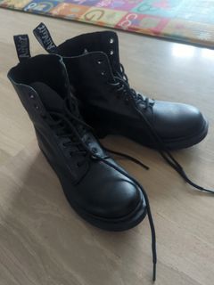 (Category: ) located in . Submitted by jean.jiaying (Listing ID 1240515534, Image 1). Description: .