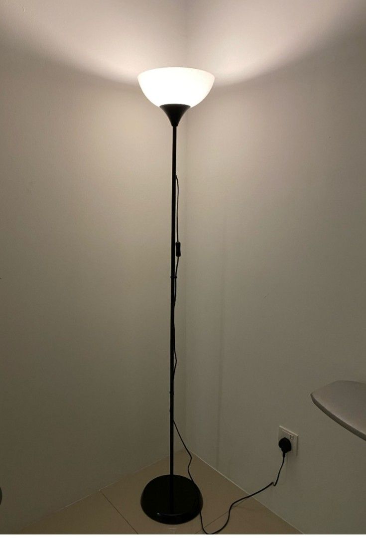 Lampu top standing ikea