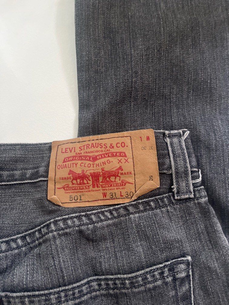 Levis 501 jeans in black W31 L30 Men s Fashion Bottoms Jeans on Carousell