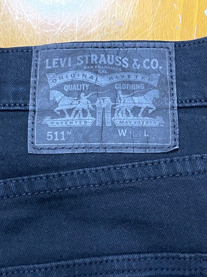 Levi s 511 Black Stretch Jeans Size 34 32 Men s Fashion Bottoms