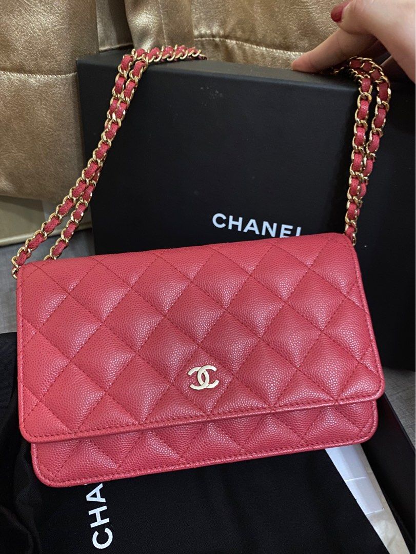 Chanel Red Caviar Chevron Classic WOC GHW