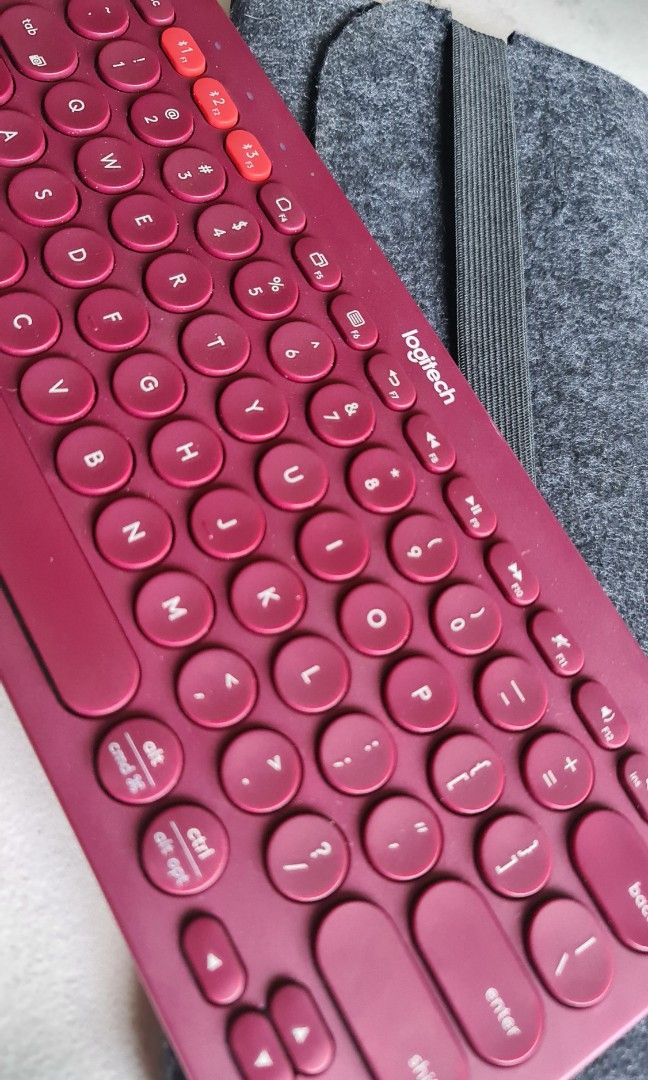Logitech k380 red with pouch, Computers & Tech, Parts & Accessories