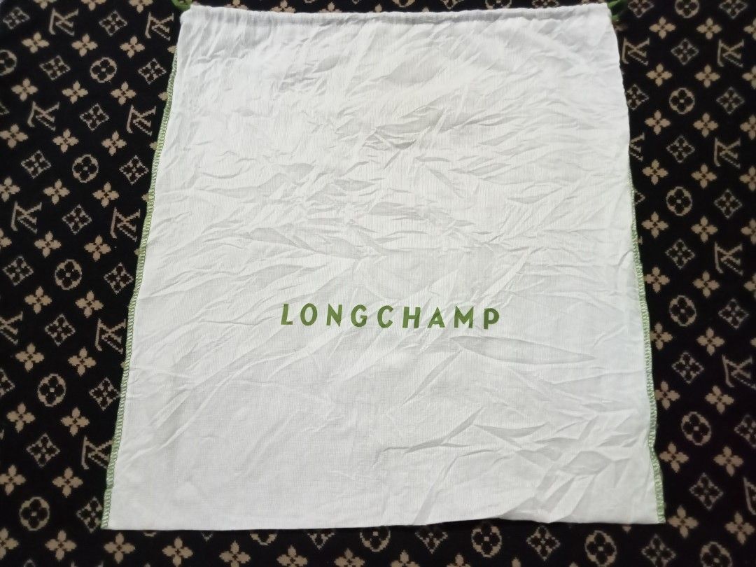Longchamp dustbag w 18.5xh19.5