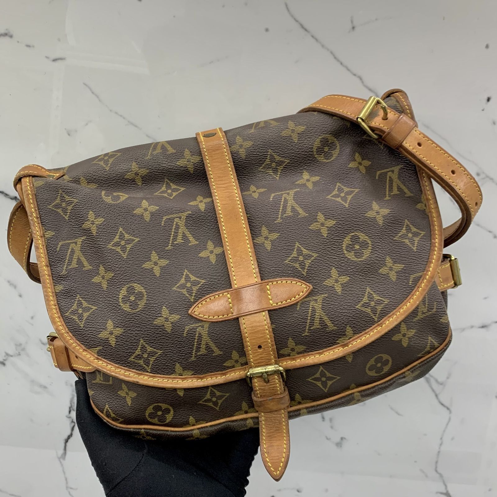 Louis Vuitton Saumur 30, Luxury, Bags & Wallets on Carousell