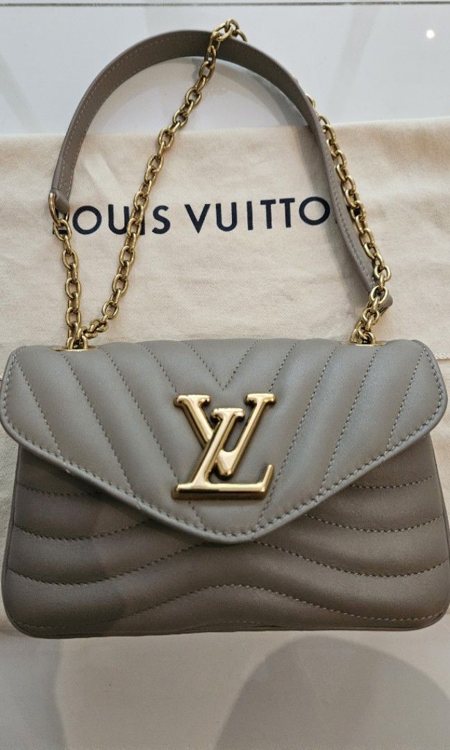 Louis Vuitton New Wave Chain PM Taupe - CreditAmanet