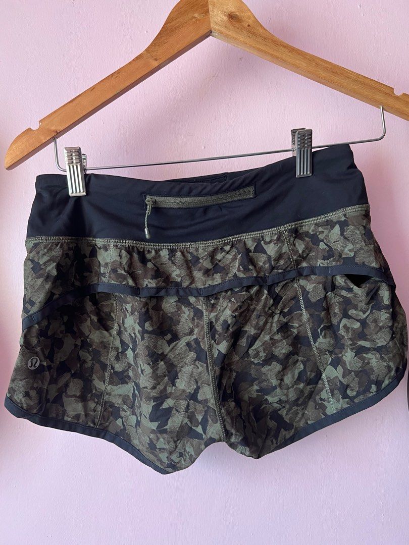 Lululemon ‼️ Speed Up Short *2.5 Incognito Camo Multi Gator Green / Black  (First Release) Dot size 2 XS, Women's Fashion, Activewear on Carousell