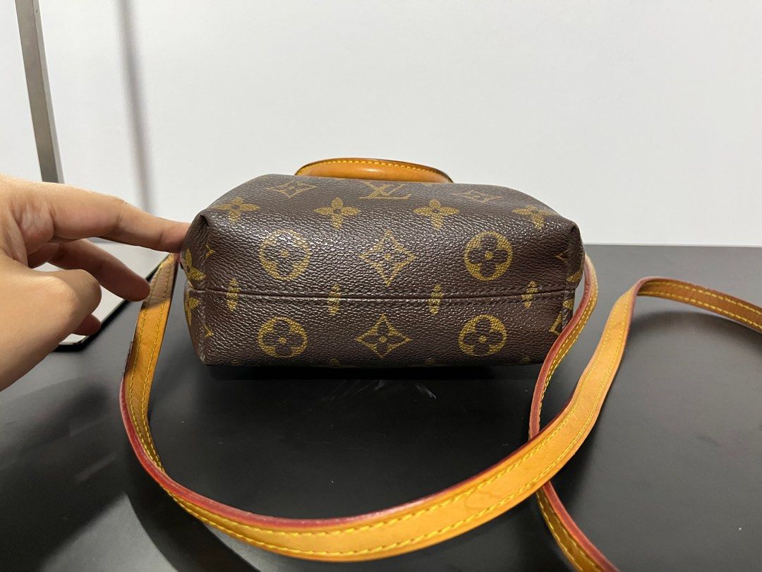 Louis Vuitton Nano Turenne Crossbody bag Brown Cloth ref.591530 - Joli  Closet