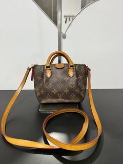 💯 Authentic Goyard Cap Vert Camera Bag Crossbody, Luxury, Bags & Wallets  on Carousell
