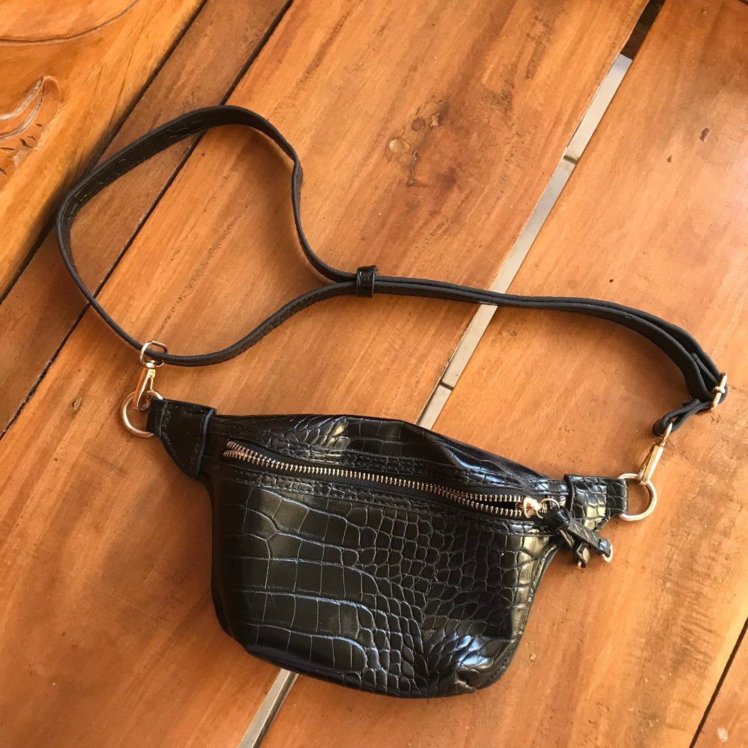 Mango croc sale effect belt bag