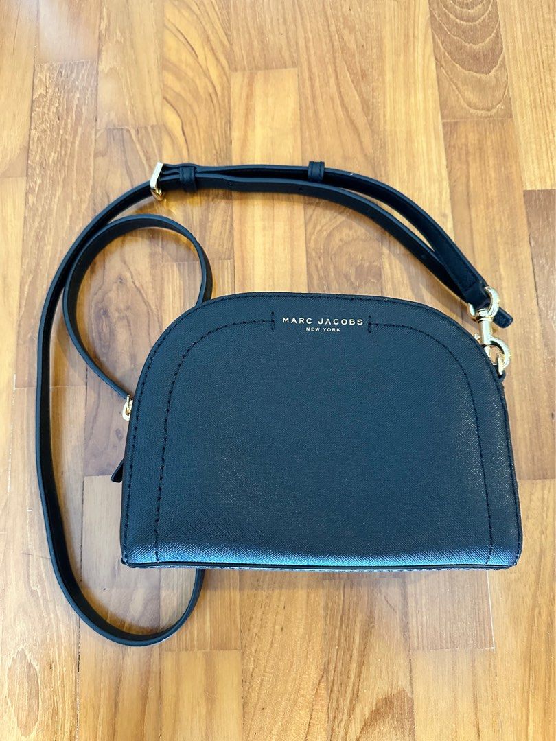 Marc Jacobs crossbody bag Women s Fashion Bags Wallets Cross