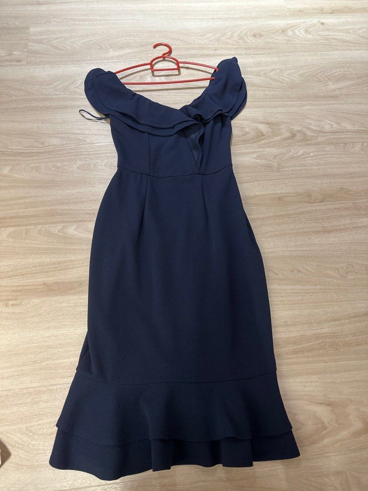 Frills on dress