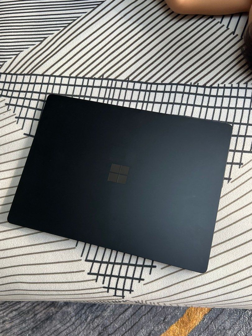 Microsoft Surface Laptop 3 with Stylus | 13.5” 2K Display | i5-1035G7 | 8GB  RAM| 256GB SSD | Wi-Fi 6 | Intel Iris Plus | Windows 11 Pro Microsoft
