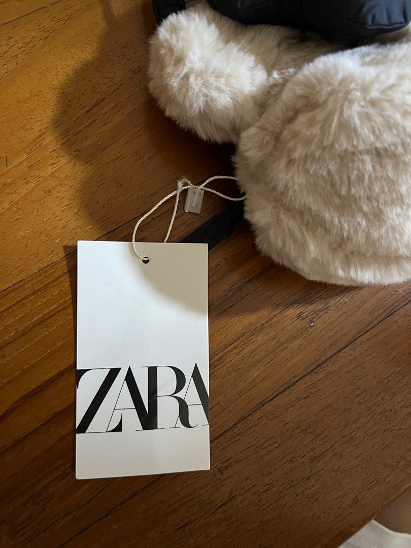 Minnie Mouse Zara Furry Sling Bag, Babies & Kids, Babies & Kids Fashion