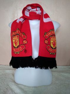 Missy's MANCHESTER UNITED RED KNITTED Muffler SCARF