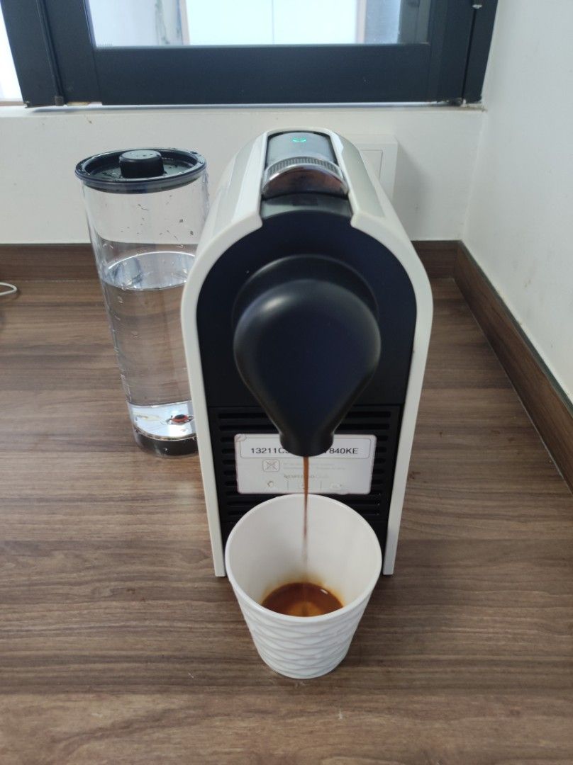 Nespresso Coffee Machine umilk, TV & Home Appliances, Kitchen