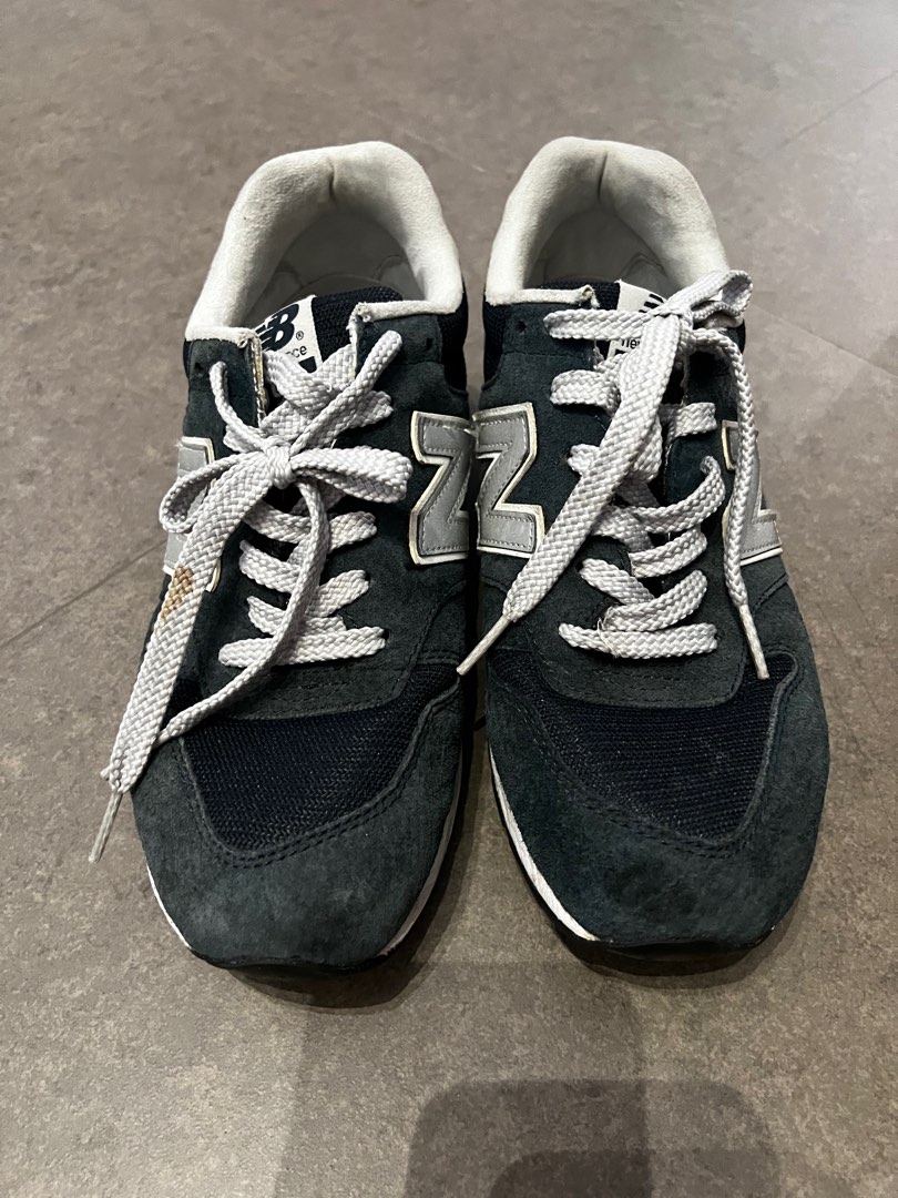 New balance 996 Men s Fashion Footwear Sneakers on Carousell