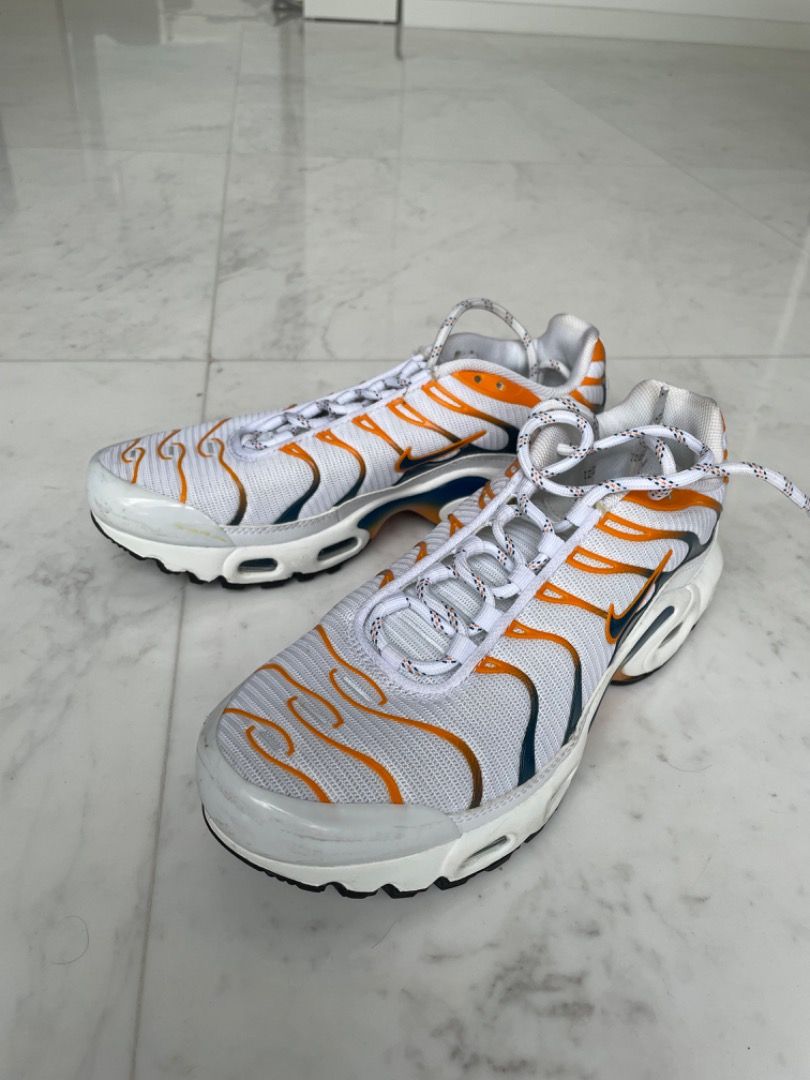 Max sports shoes outlet