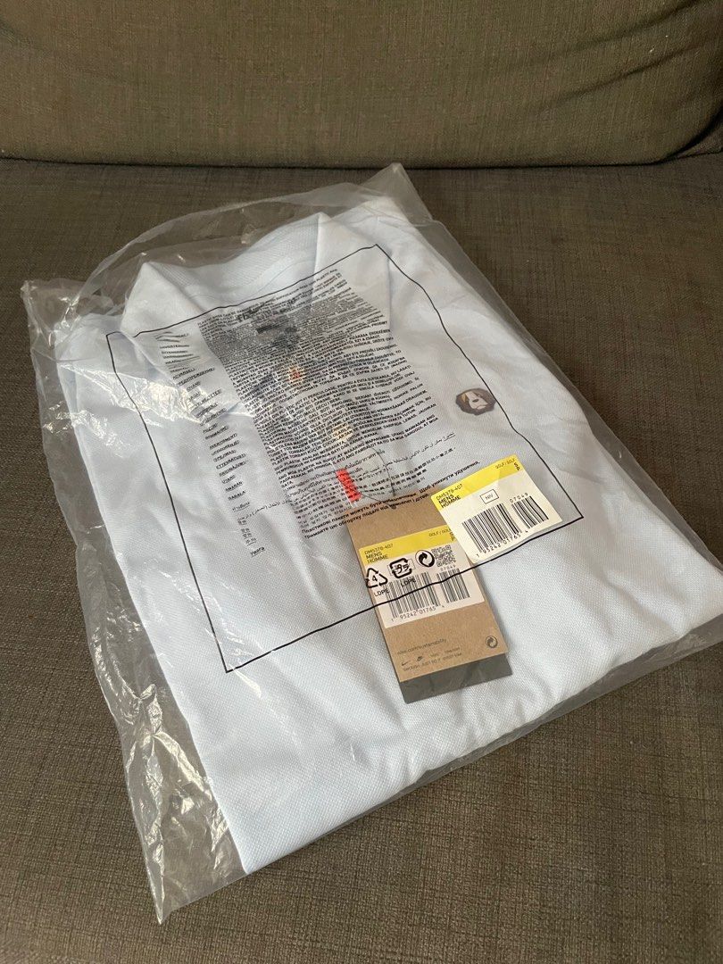 rory mcilroy golf polo