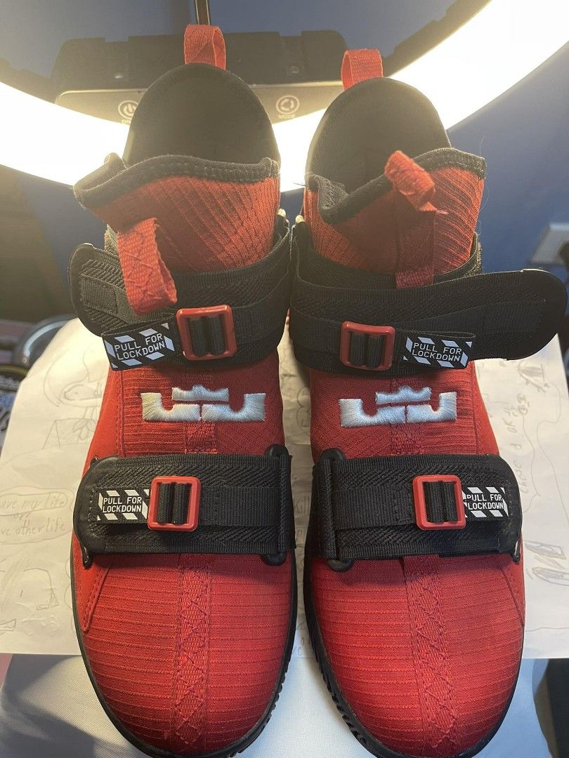 Lebron soldier 13 outlet mens