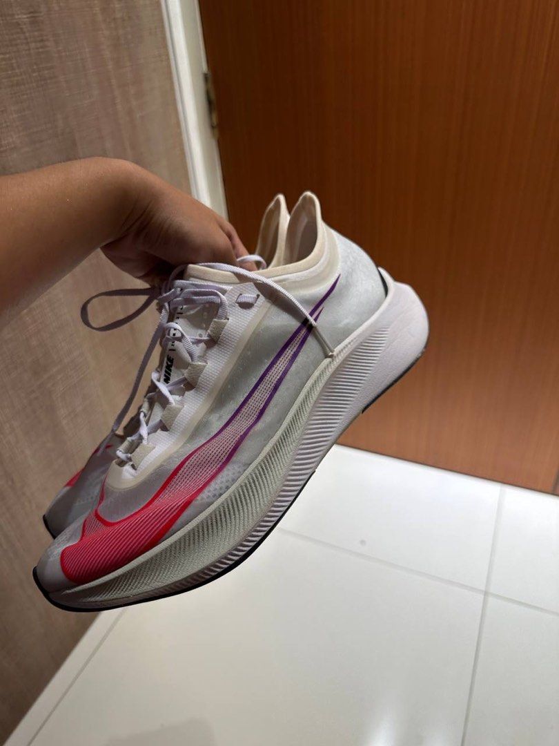 Nike Zoom Fly 3, Men's Fashion, Footwear, Sneakers on Carousell