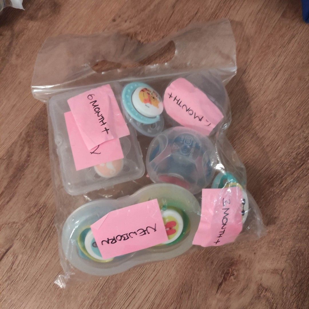Pacifiers and others, Babies & Kids, Nursing & Feeding, Soothers