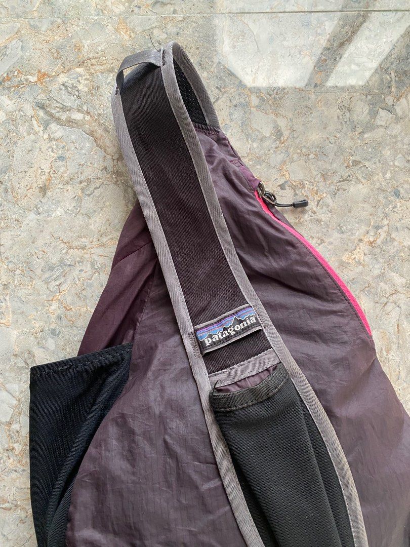 Deadstock Coleman sling bag tech y2k-