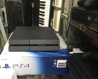 PS4 1Tb 近全新