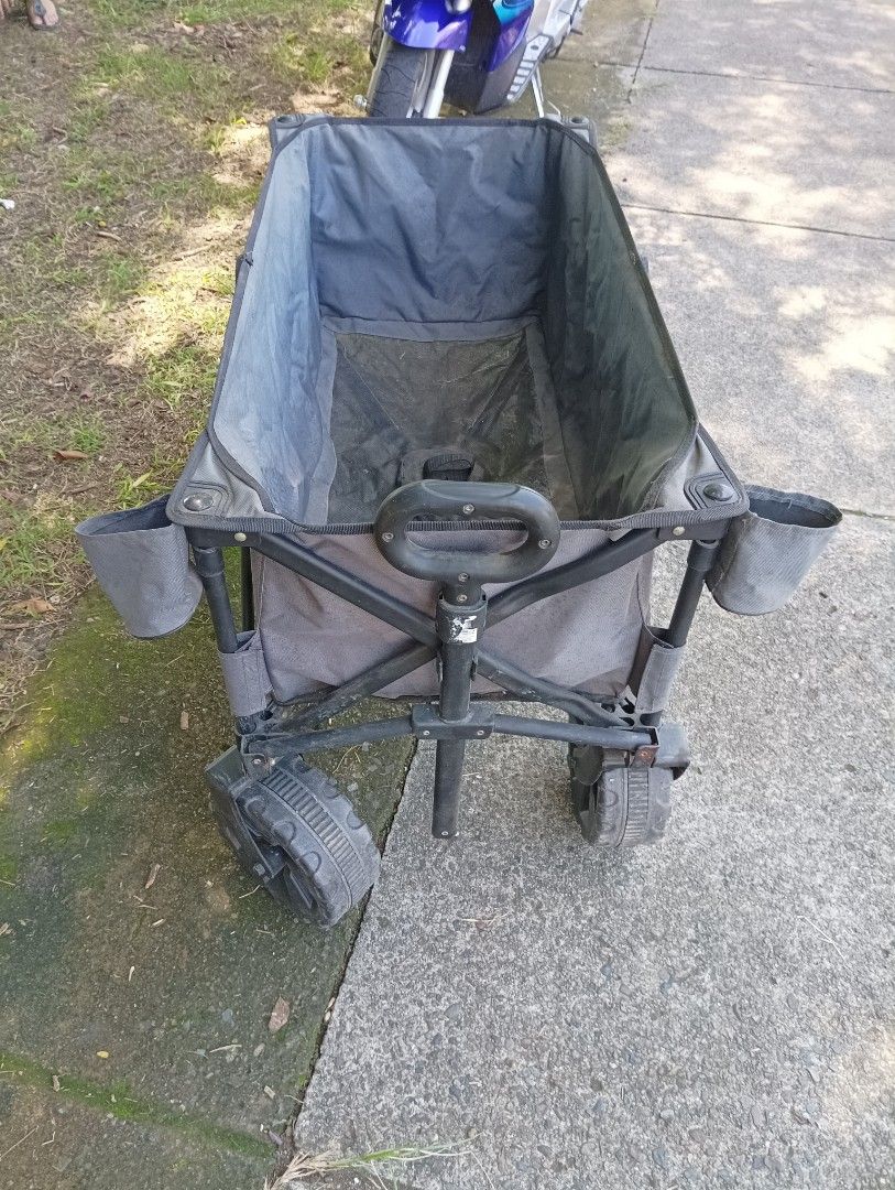 Quest Outdoor wagon on Carousell